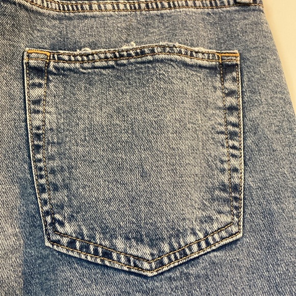 GAP ‘90s Loose Mid Rise Jeans - Picture 11 of 16